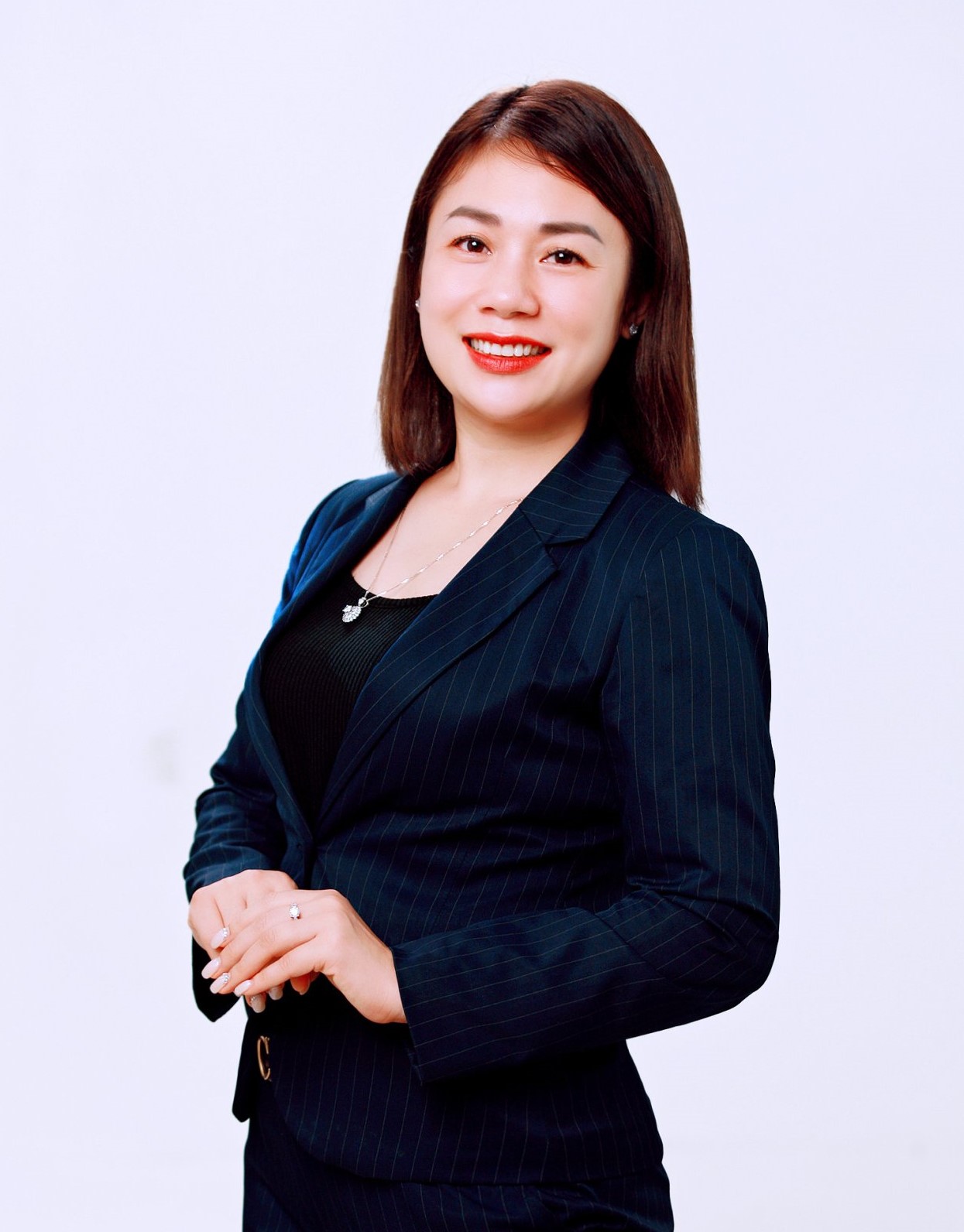 NGUYỄN THU THẢO